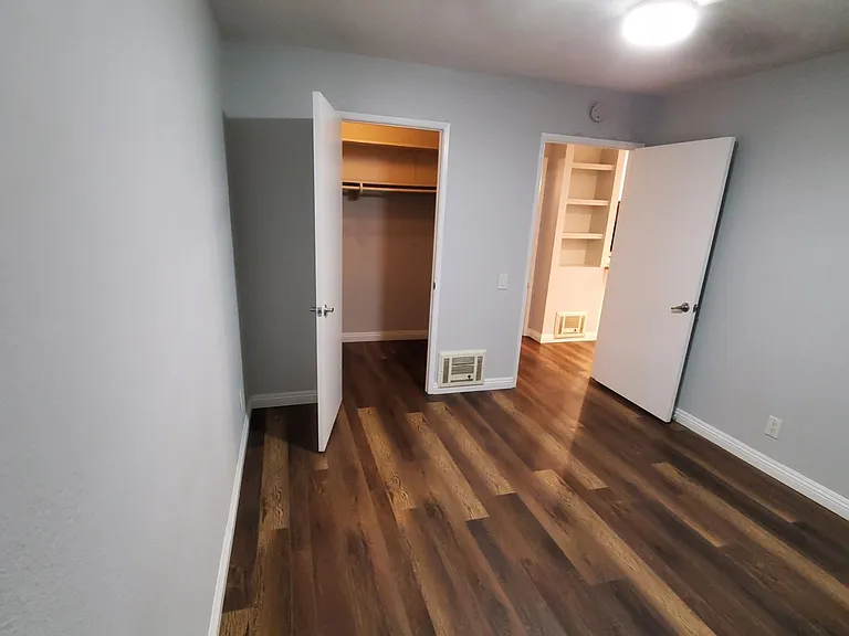 6390 Rancho Mission Rd #213 — Photo 11