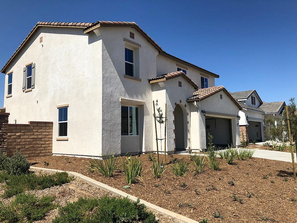 1st image of 24716 Coldwater Canyon Trl