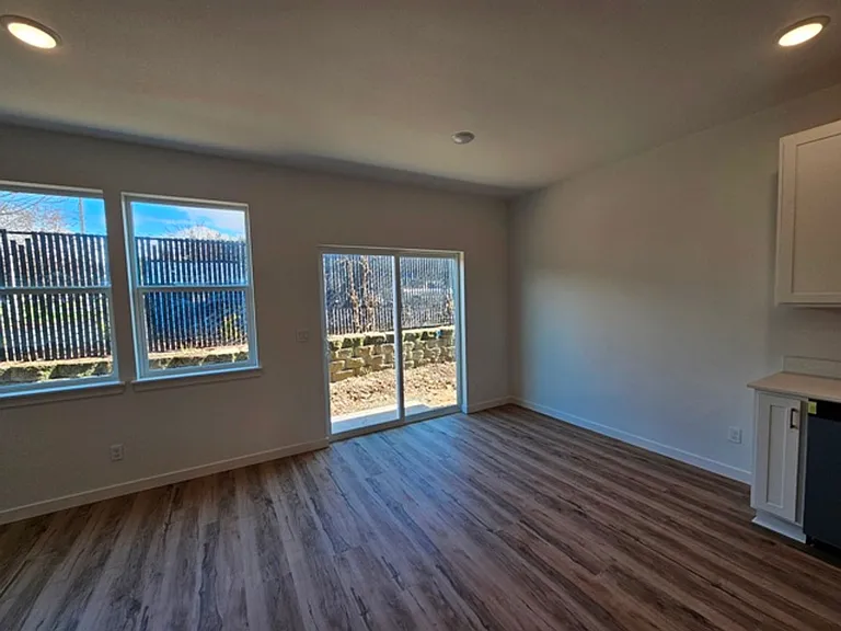 1250 Baxter Rd SE — Photo 4