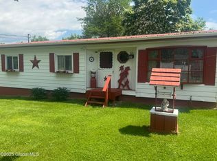 1684 Hatch Hill Rd, Whitehall, NY 12887