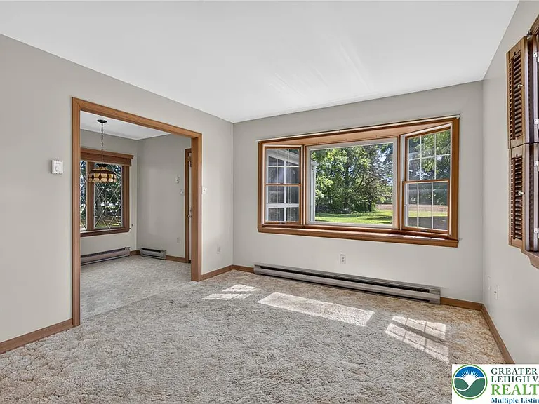 1226 Trexlertown Rd — Photo 8