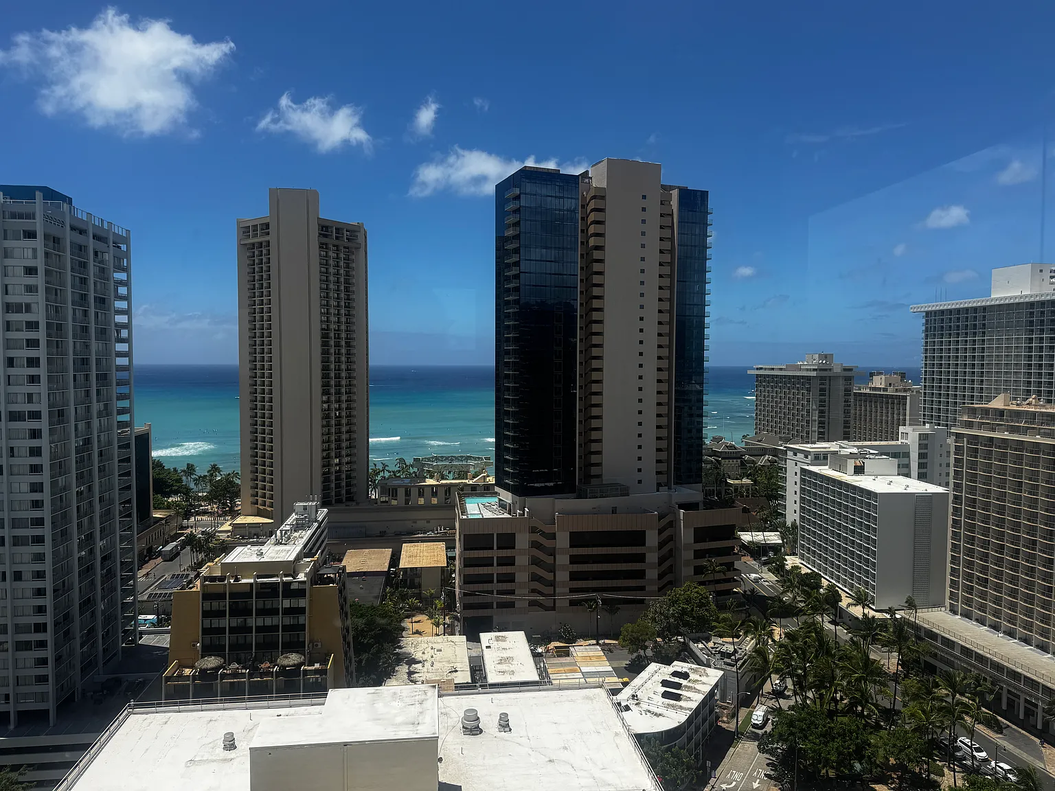 1 bed, 585 sqft, $3,500 — Photo 3