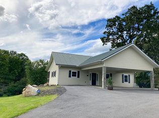 44 4th St, Andrews, NC 28901