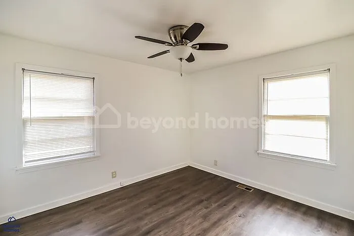 865 Westwood Rd — Photo 5