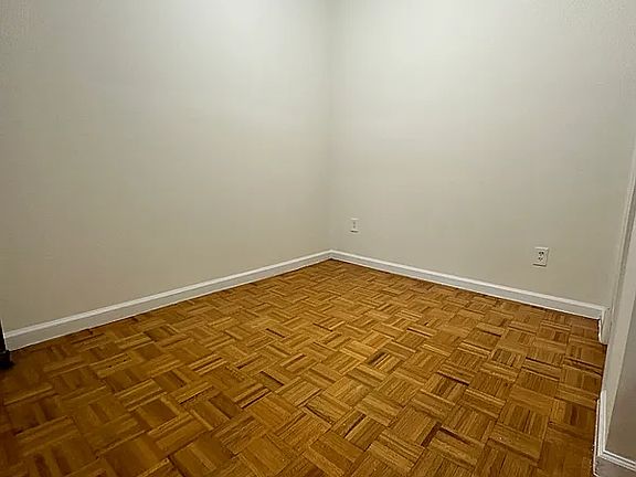 4th image of 138 W 133rd St #2A