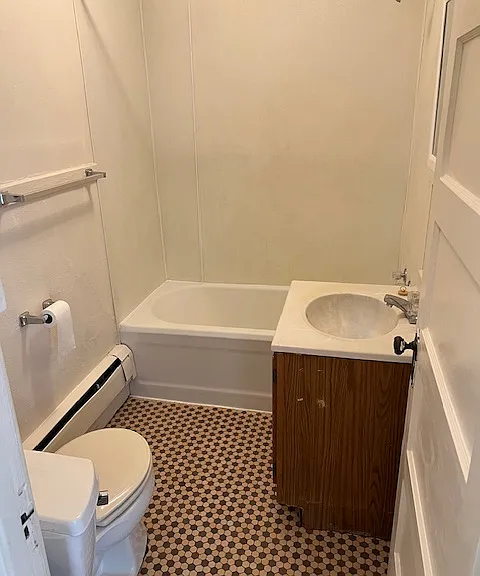 203 Campus Ave #1 — Photo 8