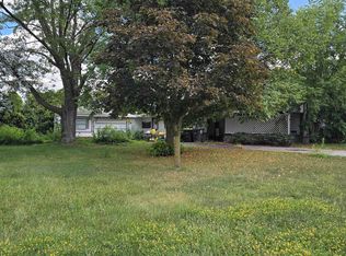 1714 Coree Dr, Fort Wayne, IN 46818