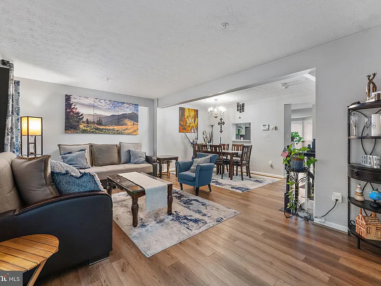 7840 Foxfarm Ln — Photo 20