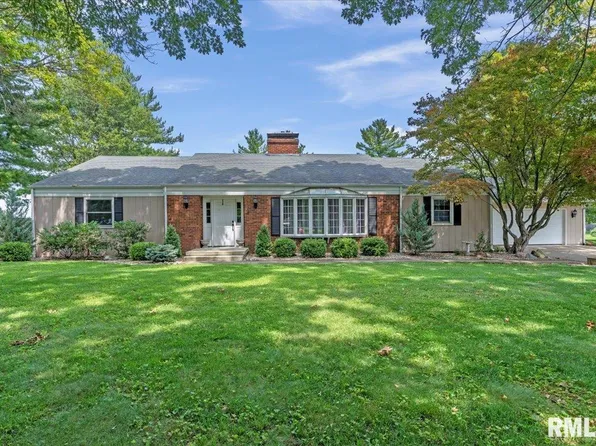 606 E Gibson St, New Berlin, IL 62670