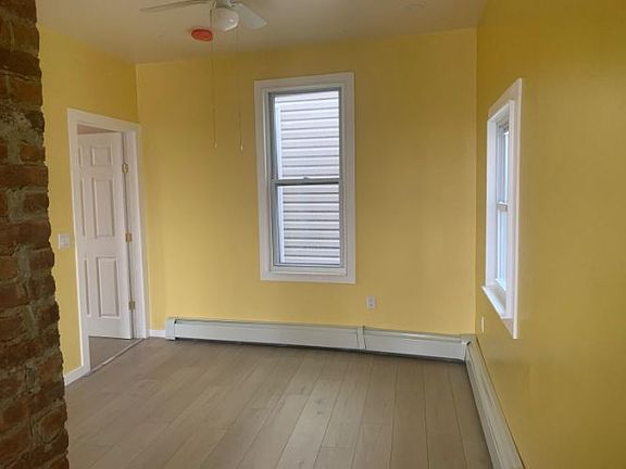 4th image of 149-151 Schuyler Ave #2