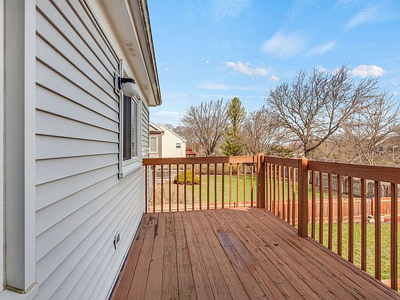 3rd image of 2212 Magnolia Ct W