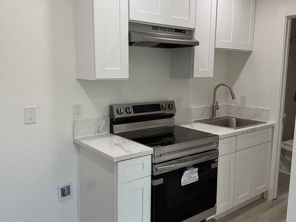 1st image of 18122 Hartlund Ln #B