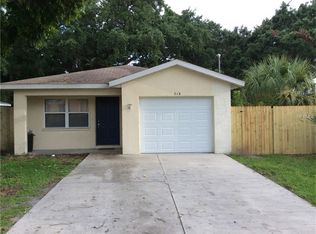 218 10th Ave E, Bradenton, FL 34208