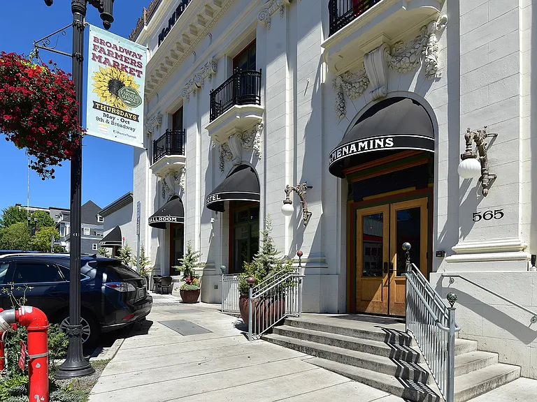 The Orion Apartments — Photo 40