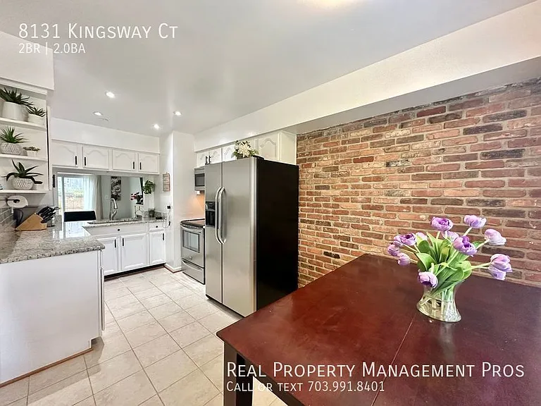 8131 Kingsway Ct — Photo 11