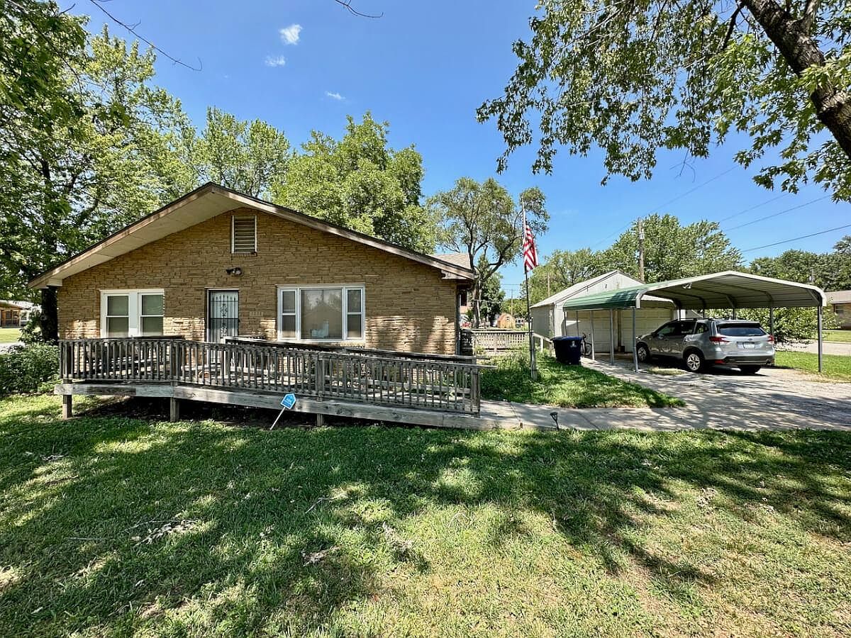 1238 W Finney Ave, El Dorado, KS 67042 Zillow