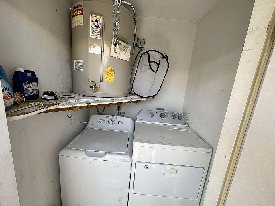 1st image of 325 SE 12th Ave #2