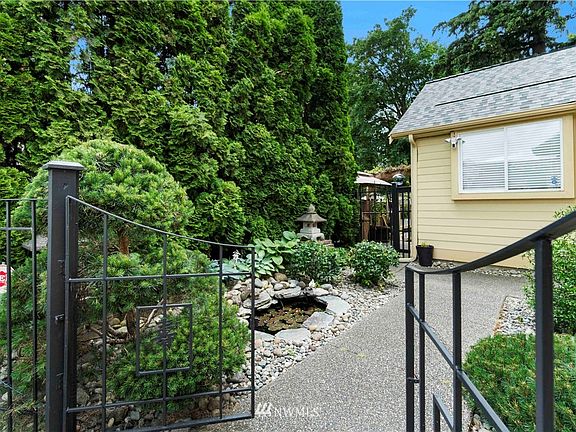 4th image of 12912 SE 309th` Place