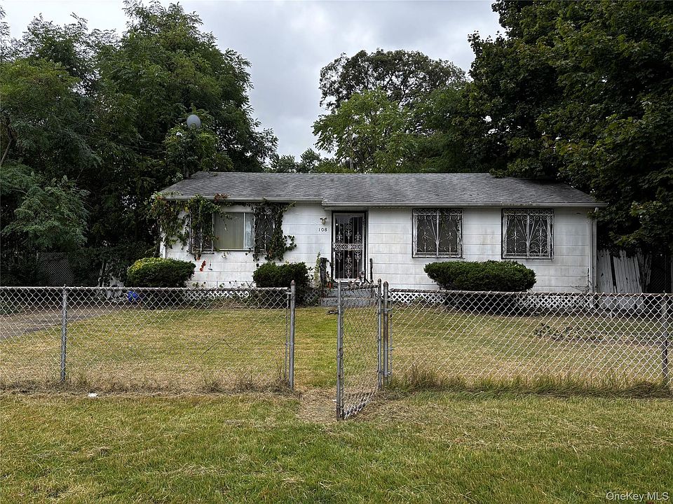 1st image of 108 S 28th Street
