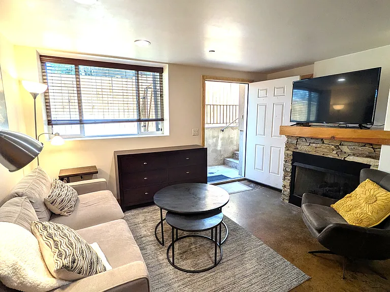 2289 Monarch Dr #B — Photo 1