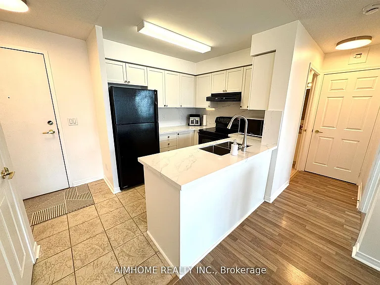 5508 Yonge St #2507 — Photo 8