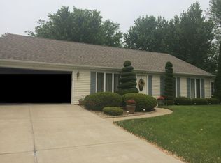 31 Sherwick Rd, Oswego, IL 60543