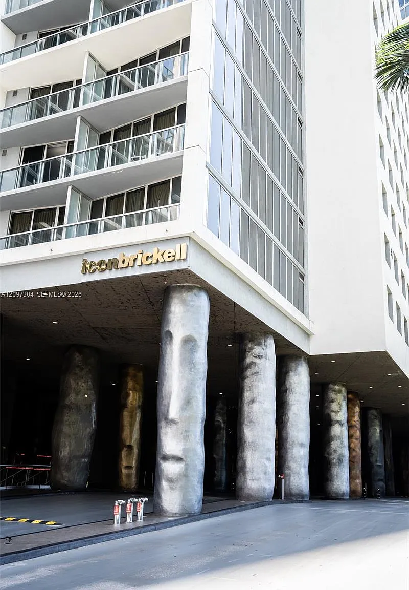 Icon Brickell No Two — Photo 1