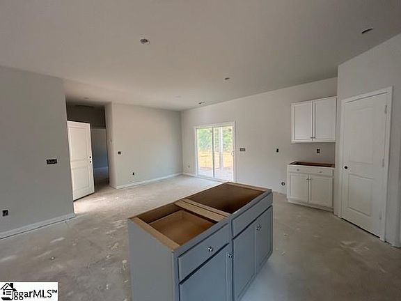 4th image of 277 Talbert Trl