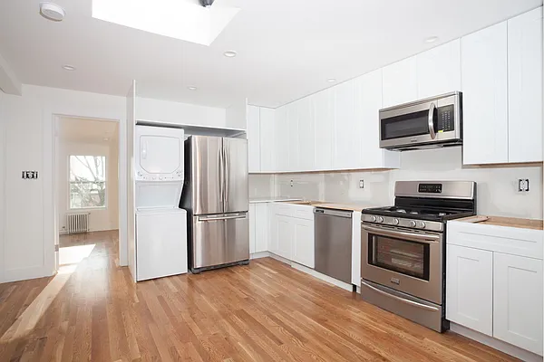 Rented by Stribling | media 7