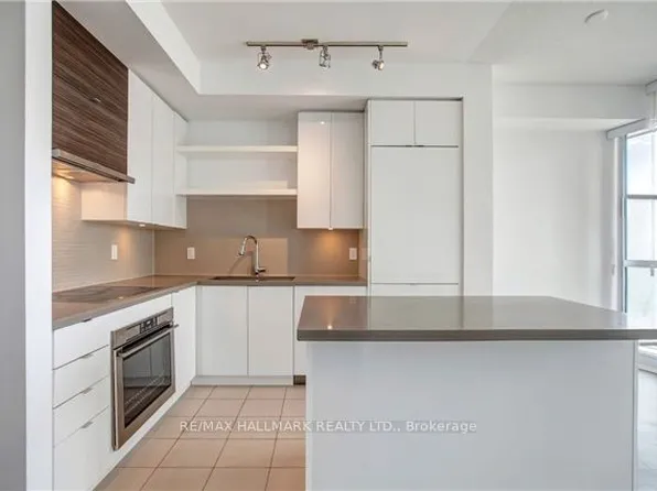 59 Annie Craig Dr, Toronto, ON