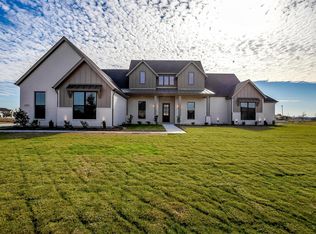 131 Muscogee Dr, Waxahachie, TX 75165