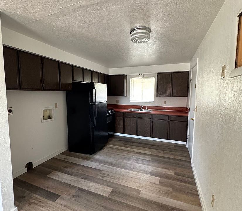 1st image of 115 Hudson Ave #D