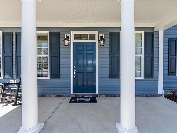 4th image of 1889 Paw Paw Pl