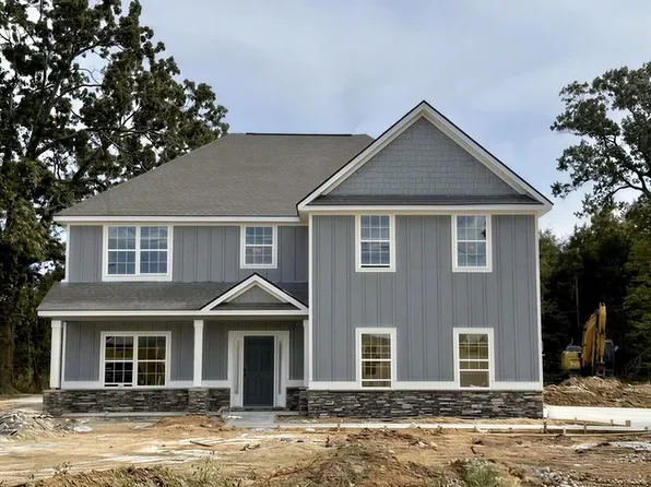 102 Owens Rd, Fort Mitchell, AL 36856