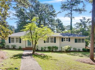 516 Valley Rd, Fayetteville, NC 28305