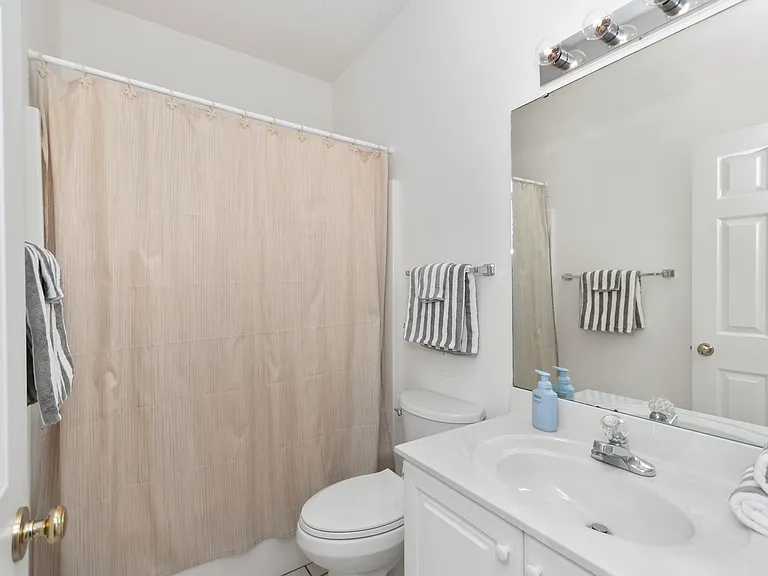4612 Surf St — Photo 12