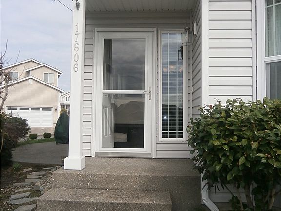 3rd image of 17606 109th Street Ct E