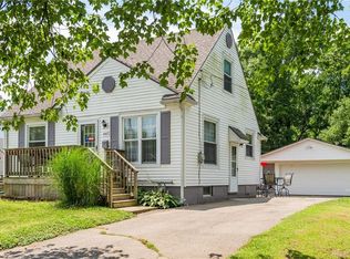 447 S Stadium Dr, Xenia, OH 45385