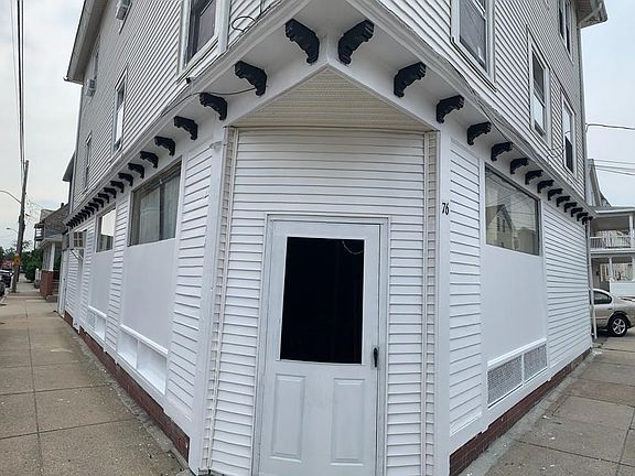 2nd image of 76 Slater St