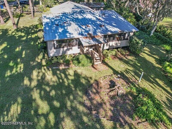 3rd image of 8337 Colee Cove Rd