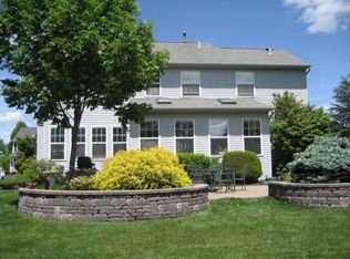 46 Stonehedge Dr, East Windsor, NJ 08520