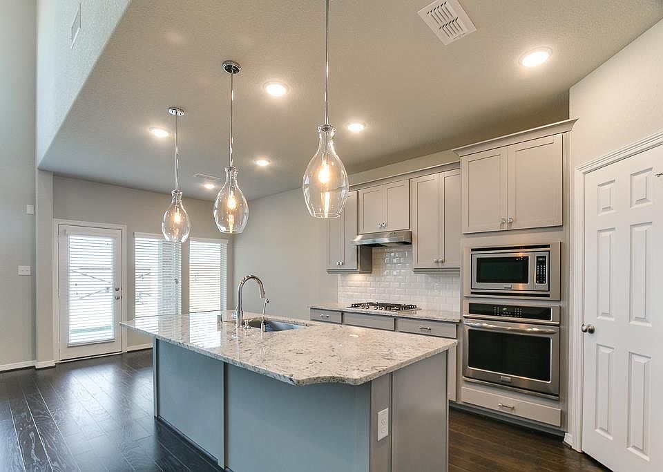 1st image of 8818 Spinning Mill Dr