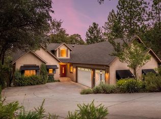 23195 Sunset Ridge Dr, Auburn, CA 95602
