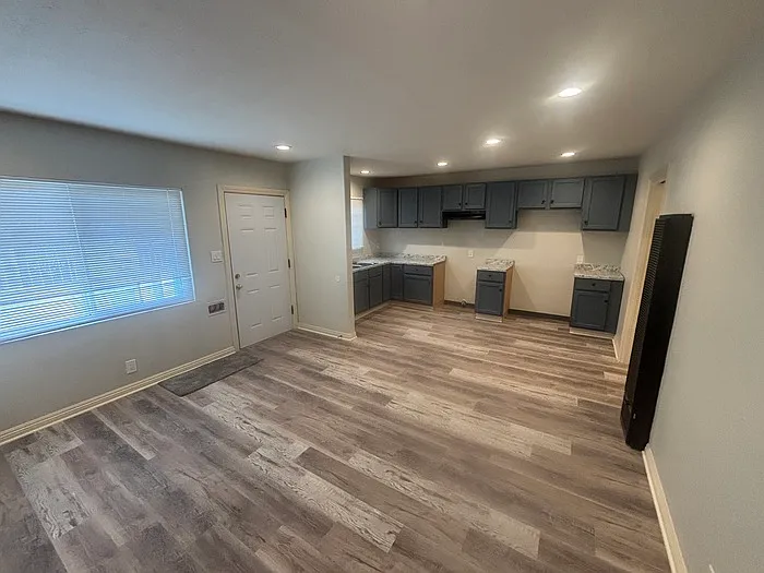 8837 S Hoover St — Photo 1