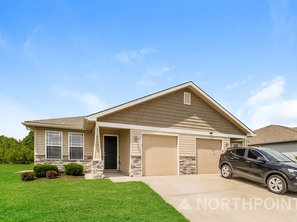 8119 SW 3rd St, Blue Springs, MO 64014