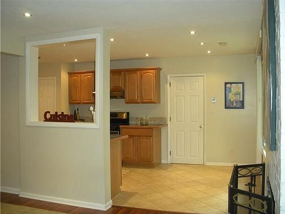 Looking into kitchen from Family Room