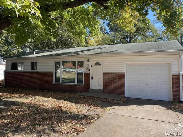 190 Lynn Meadows Ln, Florissant, MO 63033