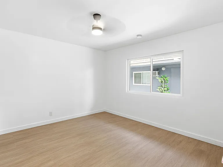4919 Coldwater Canyon Ave #1 — Photo 12