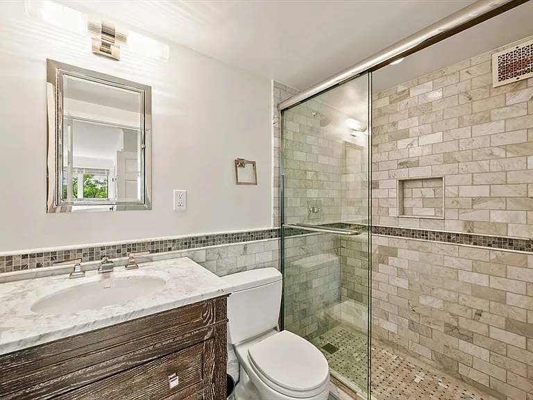 19 Chauncy St #4B — Photo 20