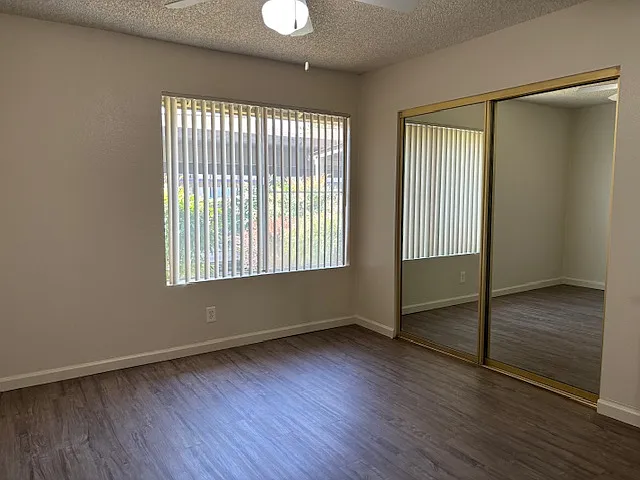 Oakwood Apartments — Photo 26